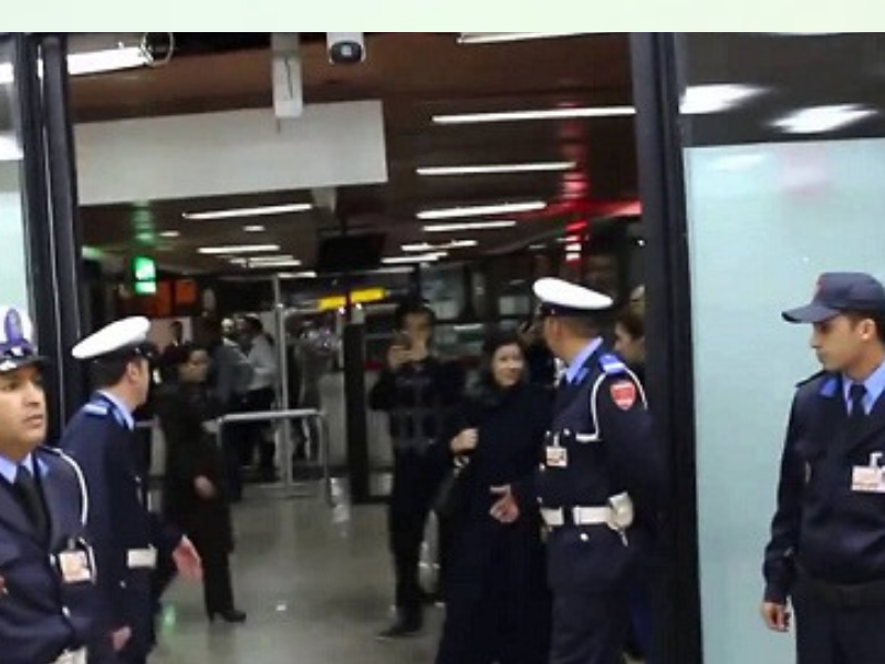 توقيف كاتب مجلس جهة فاس مكناس بمطار فاس سايس للاشتباه في ارتباطه بقضية الاتجار الدولي بالمخدرات