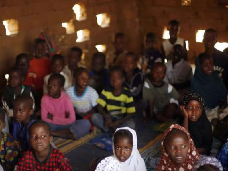 عودة المدارس والجامعات في مالي بعد توقف أسبوعين بسبب أزمة الوقود