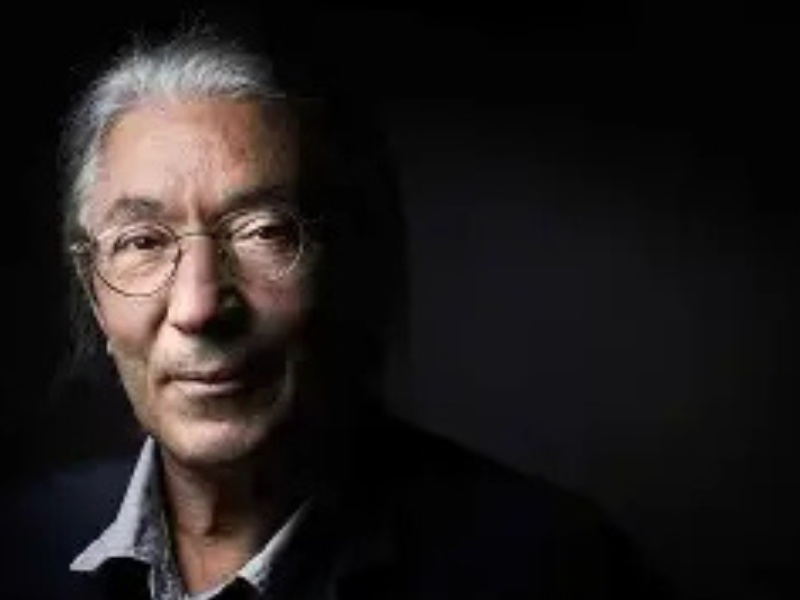 قضية أدبية تتحول إلى أزمة دبلوماسية بين الجزائر وأوروبا