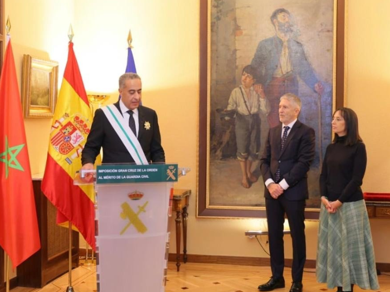 توشيح جديد لعبد اللطيف حموشي.. تتويج لمسار مهني استثنائي في خدمة الأمن الوطني والدولي