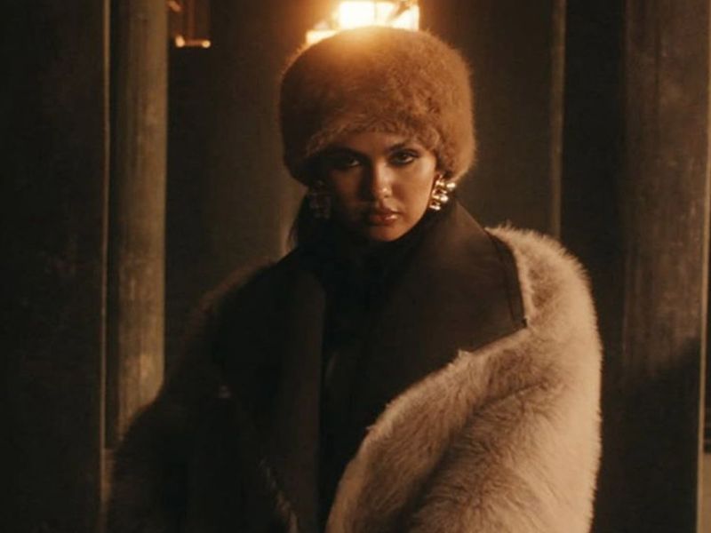 منال بنشليخة تعود بقوة مع “Carta Rouge”...إعلان عمل بنَفَس جديد وإحساس أعمق