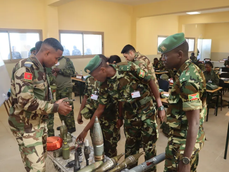 تكوين طبي عسكري يجمع خبرات مغربية وأممية داخل مدرسة للا مريم