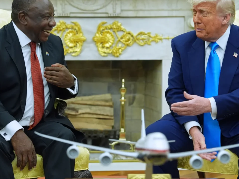 ترامب يستبعد جنوب إفريقيا : لا دعوة لـقمة "العشرين" ولا دولار واحد من الدعم الأمريكي