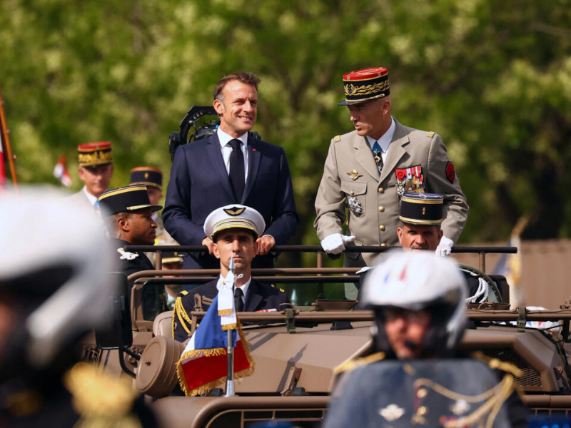 فرنسا تبدأ برنامج تجنيد طوعي للشباب اعتبارًا من صيف 2026