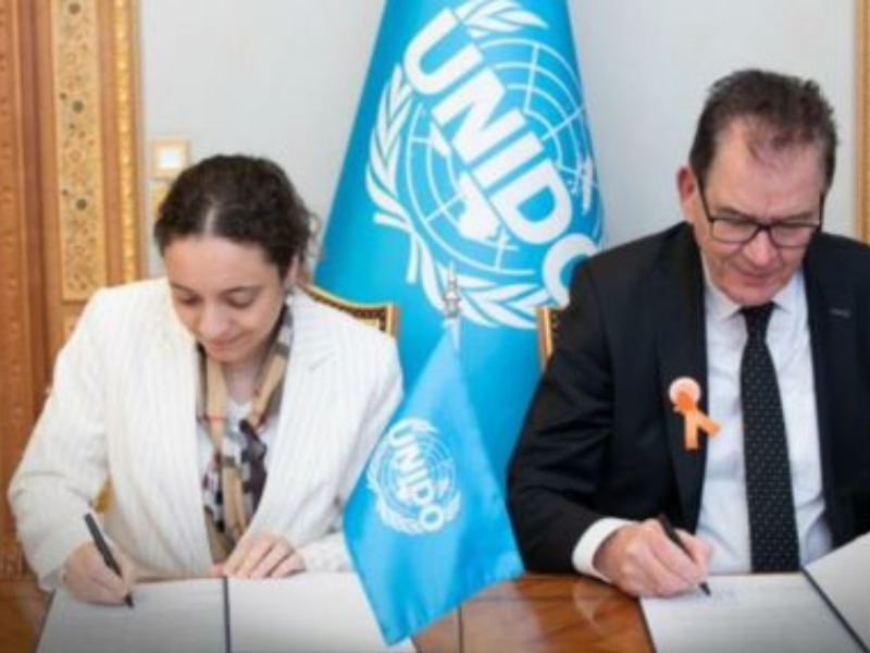 المكتب الشريف للفوسفاط ويونيدو يوقعان اتفاقية استراتيجية لتعزيز التحول الفلاحي والصناعي منخفض الكربون في إفريقيا والعالم