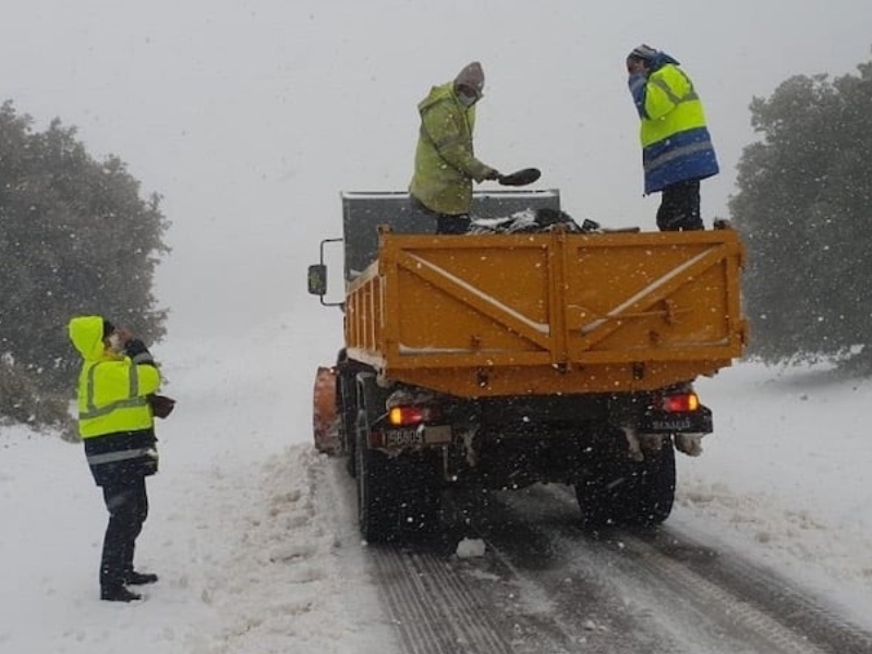 خنيفرة تطلق حملة ميدانية واسعة لحماية الأشخاص بدون مأوى من موجة البرد القارس