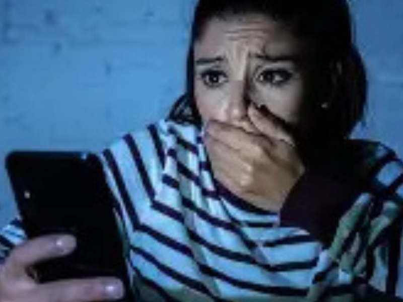 القافلة الوطنية لمناهضة العنف الرقمي ضد النساء تحطّ الرحال بالدار البيضاء