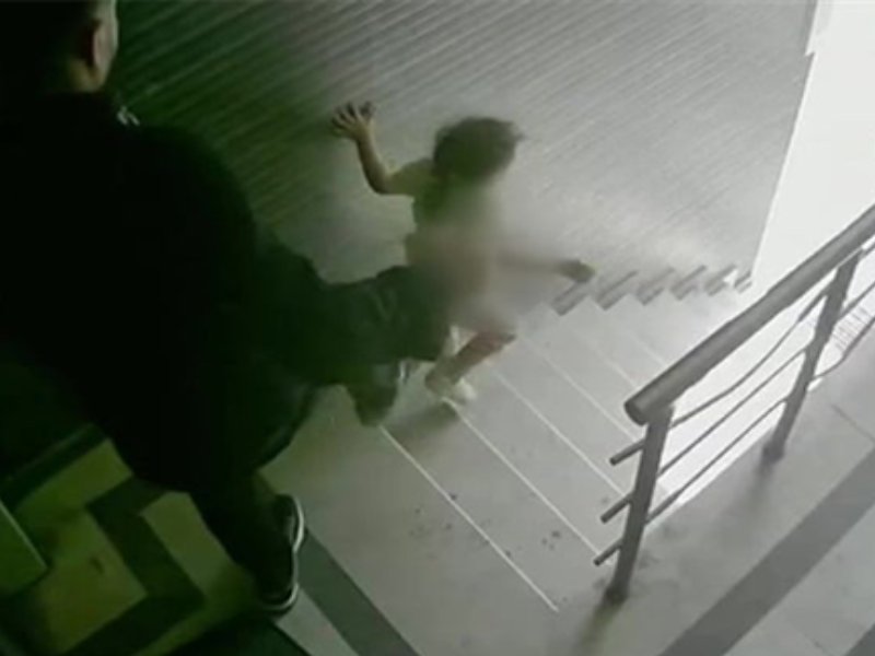 سجن أب في إسطنبول بعد اعتدائه على ابنته البالغة 3 سنوات