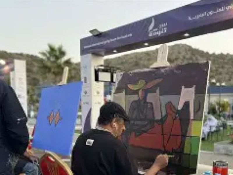 ​إبراهيم بالو: الخيط كلغة فنية بين مالي والمغرب