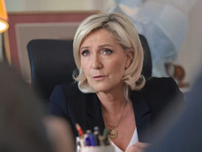 مارين لوبن تحضر جنازة بريجيت باردو وسط غياب ماكرون