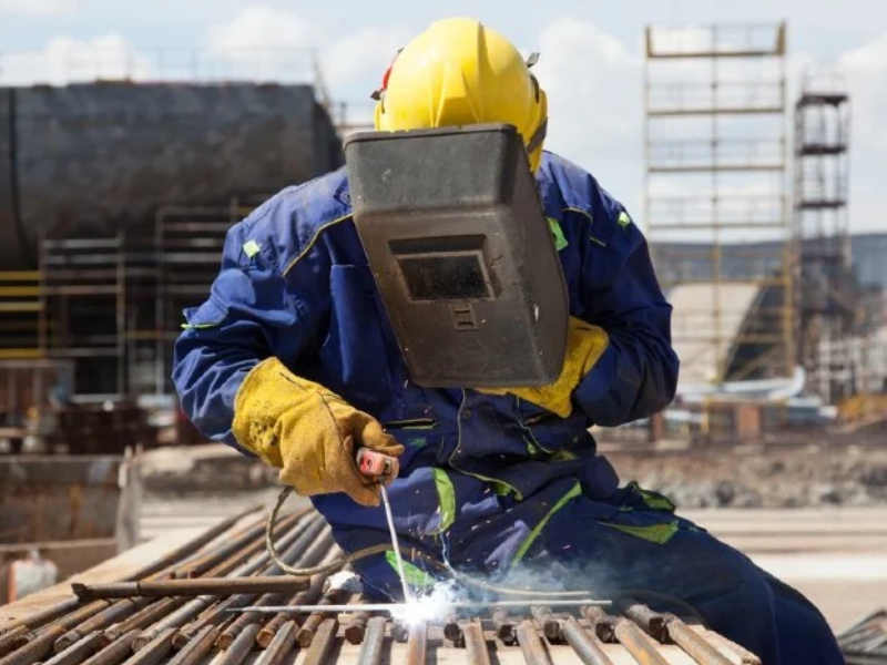 سنة سوداء للمقاولات الصغرى بالمغرب.. 52 ألف إفلاس واتهامات بـ“الانتخابوية” في برامج الدعم