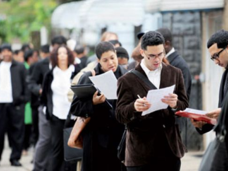 المغرب يستعد للحصول على قرض بقيمة 500 مليون دولار لتشغيل الشباب