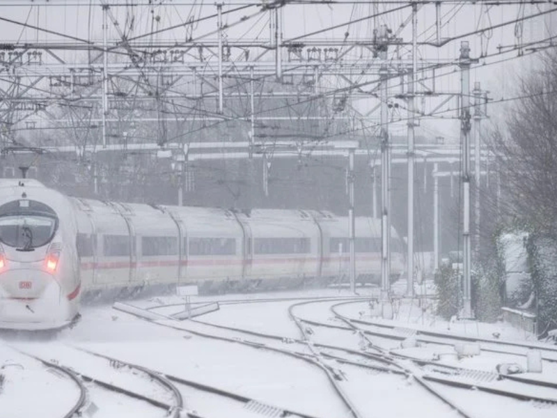 تعليق حركة القطارات في شمال ألمانيا بسبب عاصفة ثلجية
