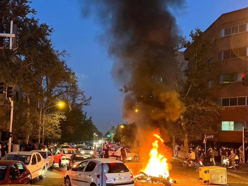 ارتفاع ضحايا الأمن الإيراني إلى 38 قتيلا خلال أعمال الشغب الأخيرة