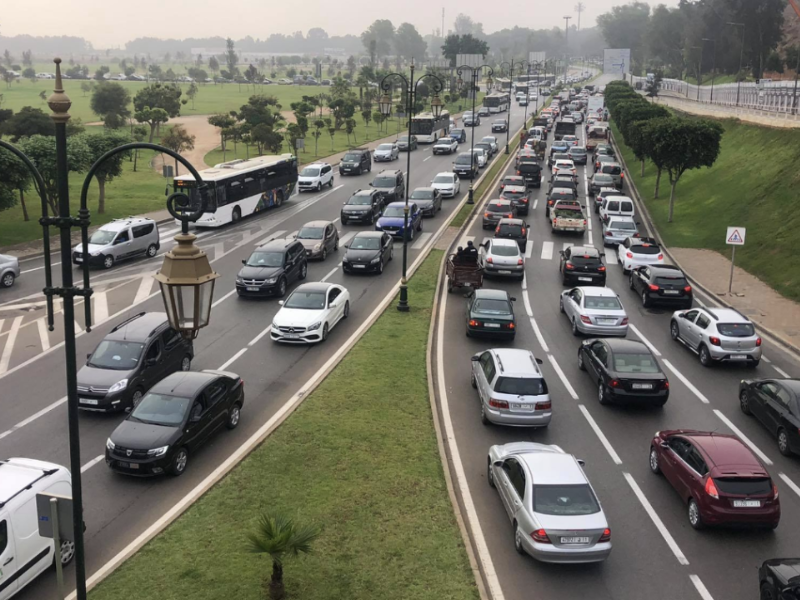 الشركة الوطنية للطرق السيارة تحذر من حركة مرورية كثيفة خلال العطلة