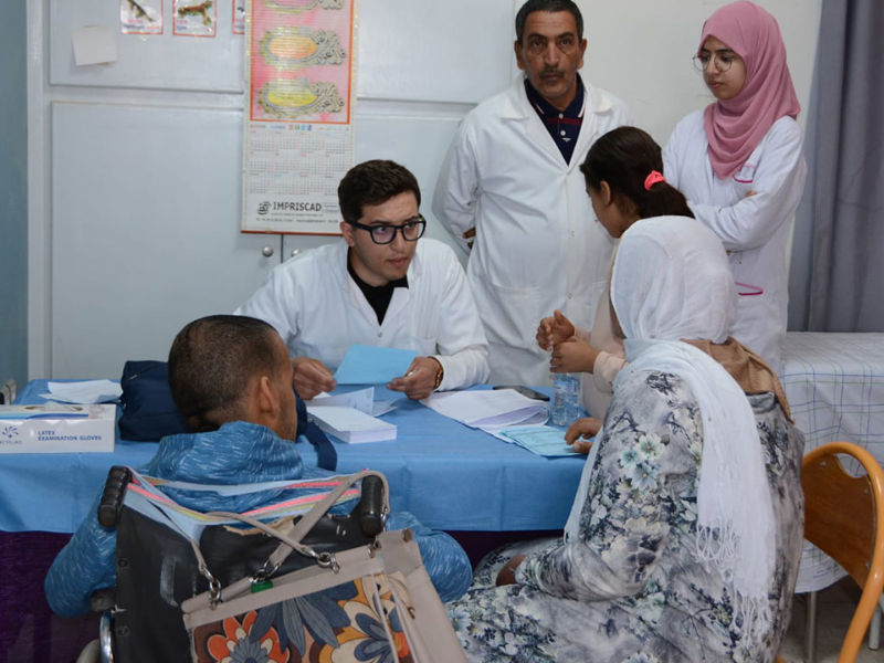 أزيد من 400 مستفيد من قافلة طبية شاملة بعين بني مطهر بإقليم جرادة