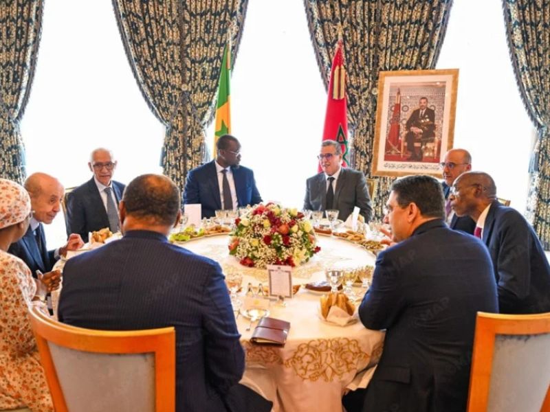 مأدبة غداء ملكية على شرف رئيس الوزراء السنغالي والوفد المرافق له