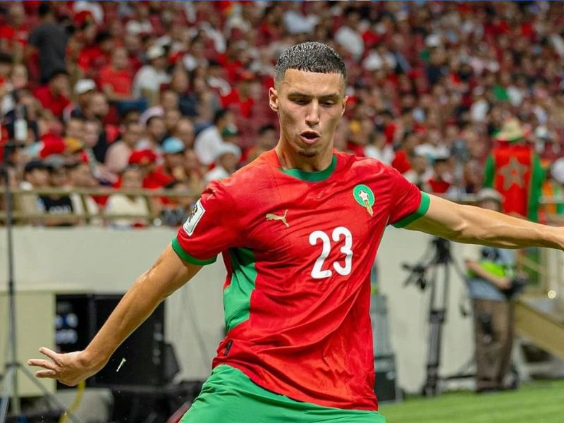 تصريحات غير موفقة تضع بلال الخنوس تحت ضغط الجماهير الإنجليزية