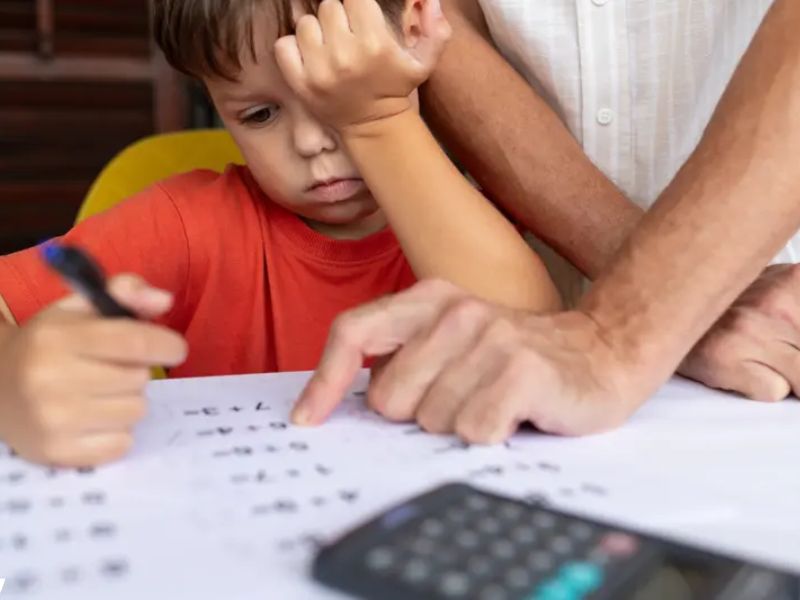 مراجعة علمية تقلب المفاهيم السائدة حول عسر القراءة