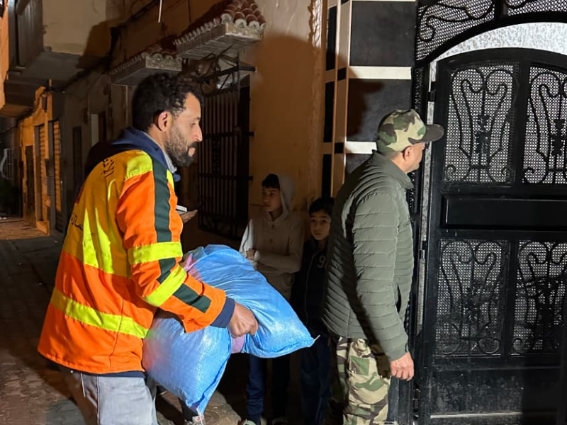 الدعم الإنساني يواكب العودة بالقصر الكبير: مقاربة شمولية تتجاوز الإجلاء نحو الاستقرار