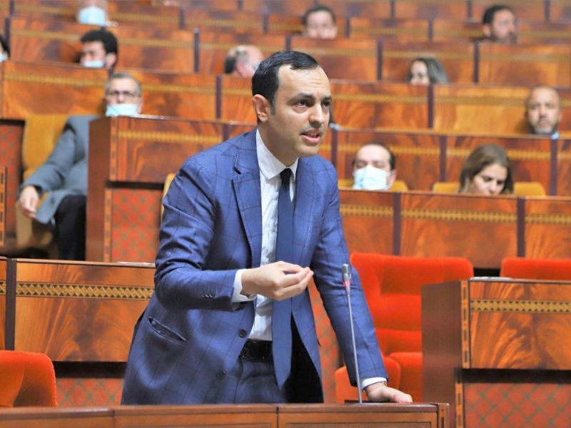 السكوري: الوزارة تواصل مراقبة عقود الحراسة والنظافة بالمؤسسات التعليمية