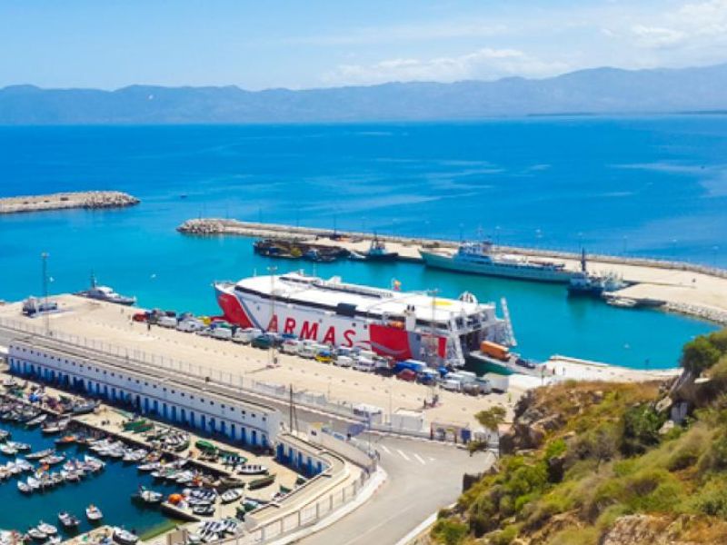 وزارة الصناعة تتحرك لحماية الإنتاج الوطني من واردات خشبية منخفضة السعر