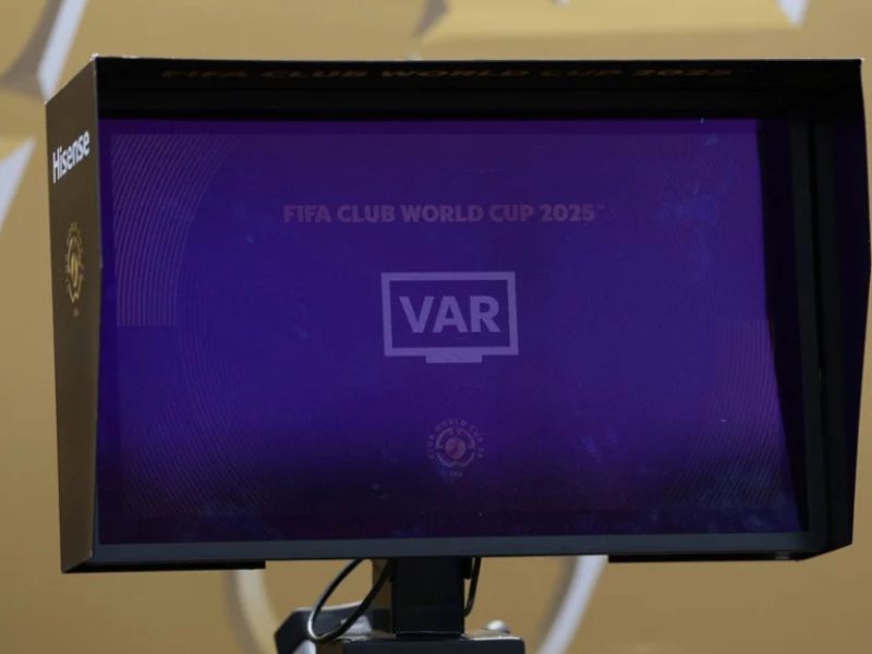 جدل التحكيم يتصاعد في البطولة الاحترافية مع احتجاجات الأندية المتكررة