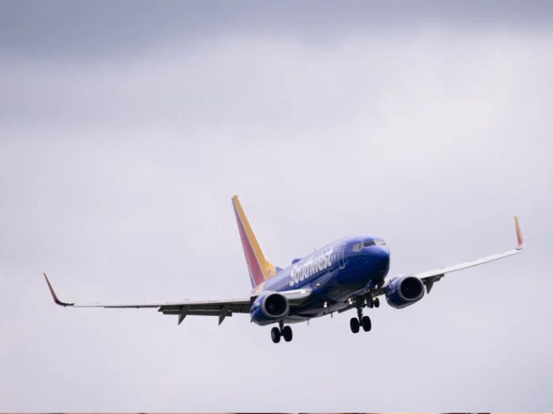 شركات الطيران الدولية تلغي رحلاتها إلى الشرق الأوسط بعد تصاعد التوتر