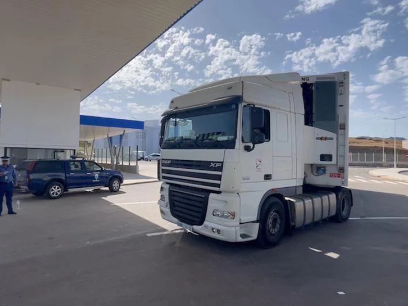 الفرقة الوطنية للجمارك تلاحق شبكة يشتبه في تزوير وثائق استيراد للتهرب من الرسوم