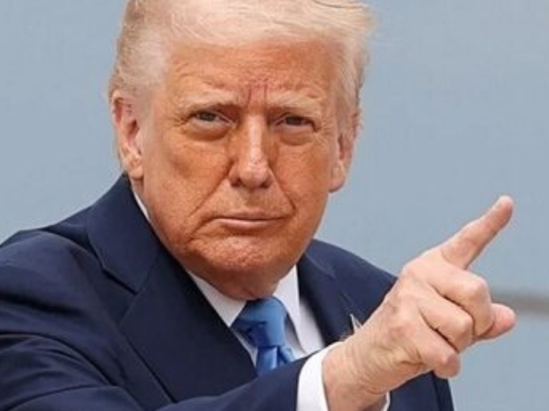 ترامب يلوّح بمرافقة بحرية لناقلات النفط عبر مضيق هرمز: رسالة لضمان تدفق الطاقة