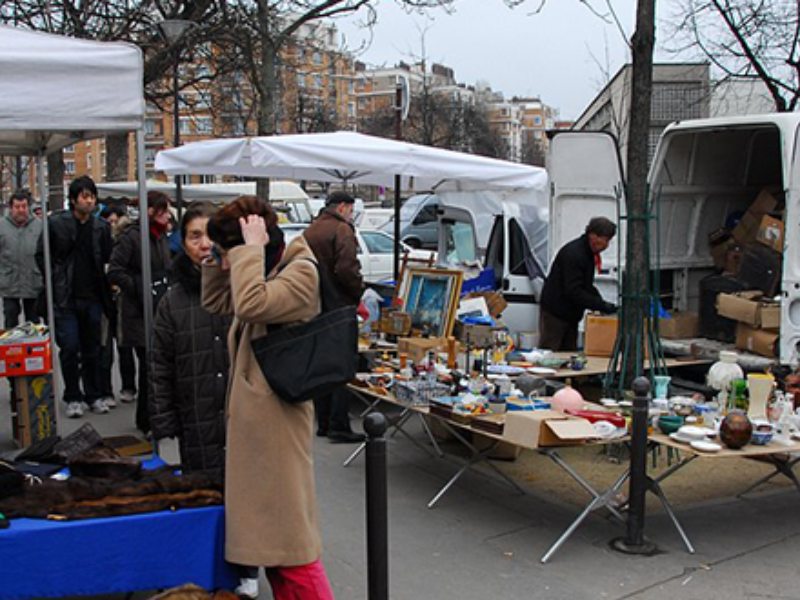 فرنسا بين الإفقار المتسارع وتحديات النمو: هل تتحول إلى «أرجنتين أوروبا»؟