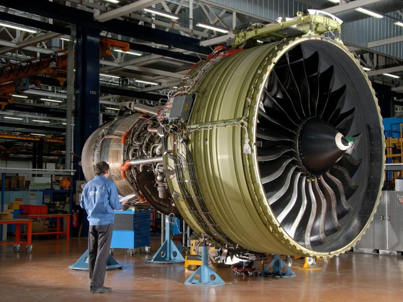 المغرب يرسخ مكانته كقطب صناعي للطيران وجاذب للاستثمارات العالمية