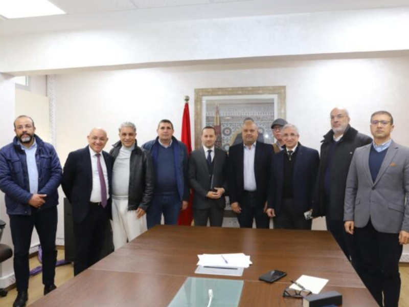 التهراوي يؤكد استمرار الحوار مع الصيادلة ويستبعد تطبيق توصية مجلس المنافسة