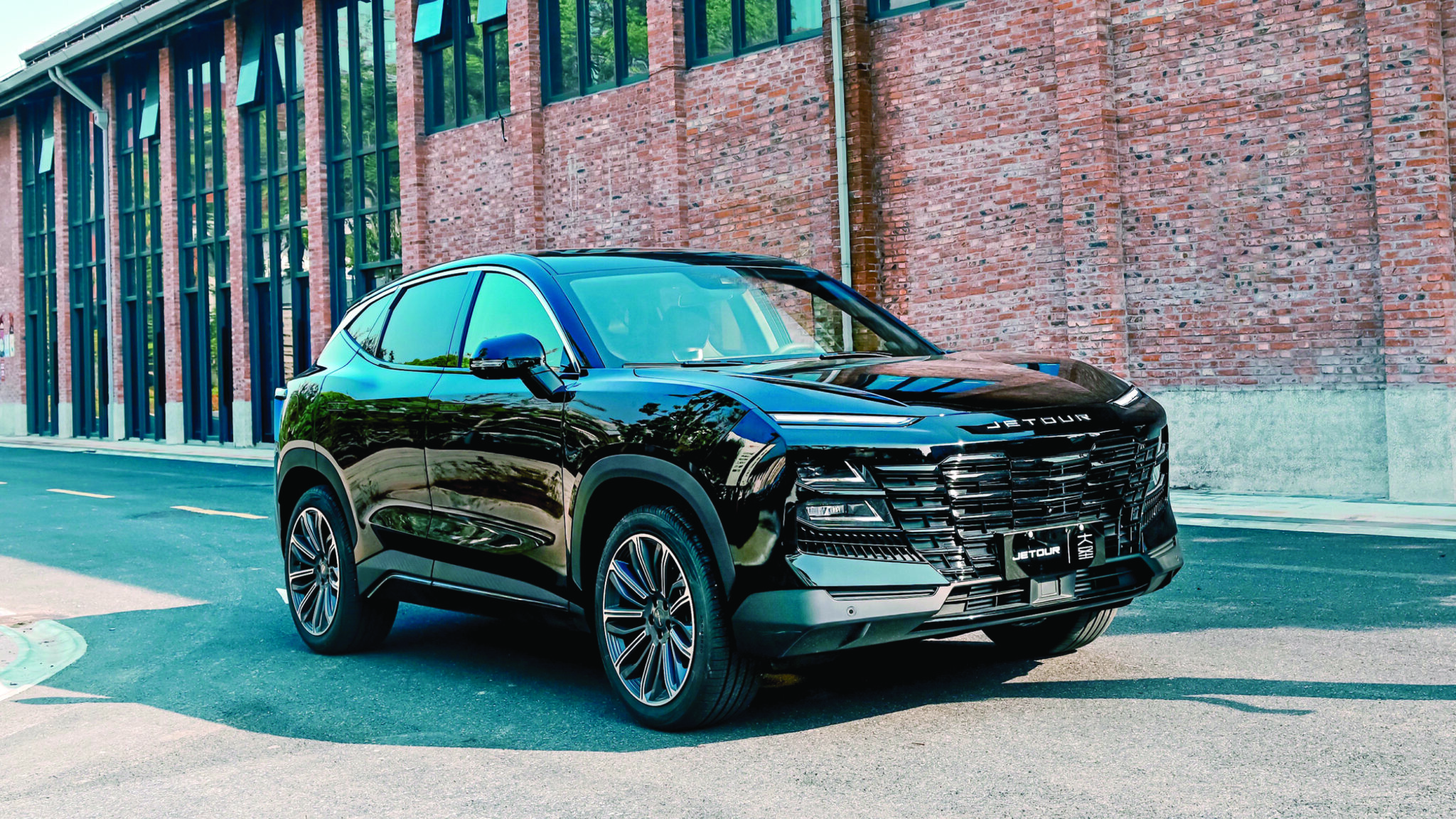 ​Jetour Dashing: هجوم جديد بفلسفة “بريميوم ذكي” من Smeia على فئة الـSUV الحضري