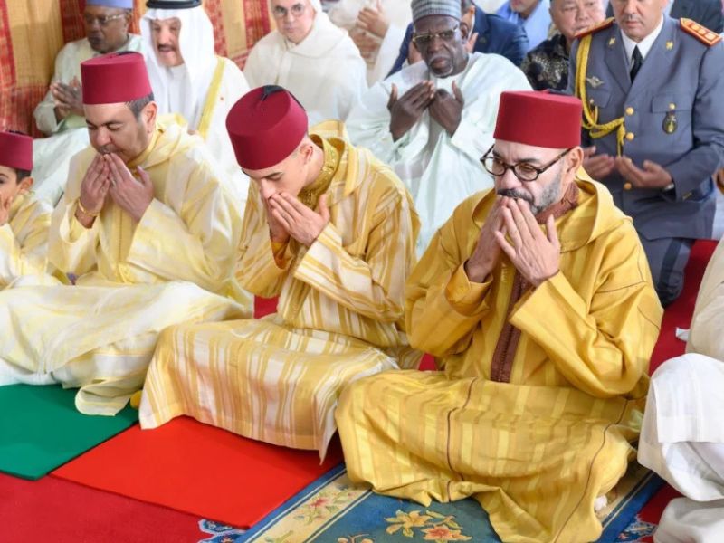 صاحب الجلالة الملك محمد السادس يؤدي صلاة عيد الفطر غداً بمسجد أهل فاس بالرباط