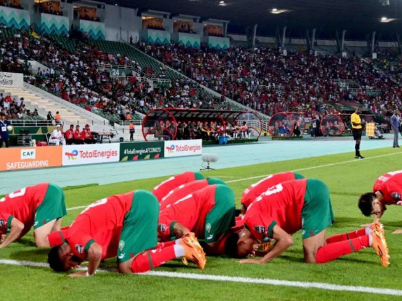 بن يدر يقود المنتخب المغربي لأقل من 23 سنة في أول مباراة ودية