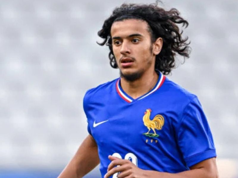 أيوب بوعدي يواصل التأرجح بين المغرب وفرنسا: قرار المستقبل الدولي لم يُحسم بعد