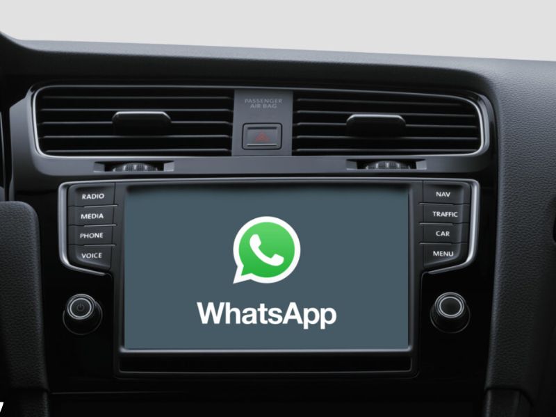 واتساب يوسع حضوره داخل السيارات: تطبيق مستقل لـCarPlay قيد التطوير لتحسين تجربة المستخدم