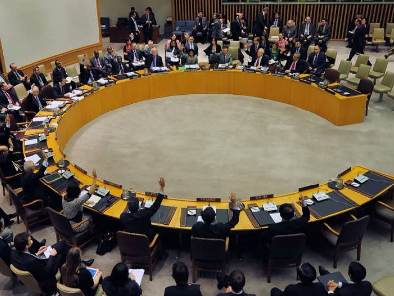 إيران تحذر مجلس الأمن من أي خطوة استفزازية قبل تصويت حول مضيق هرمز