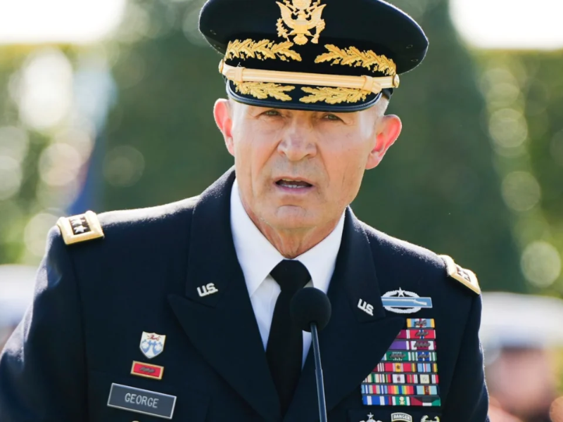 تقاعد مفاجئ لرئيس أركان الجيش الأمريكي يثير تساؤلات داخل البنتاغون