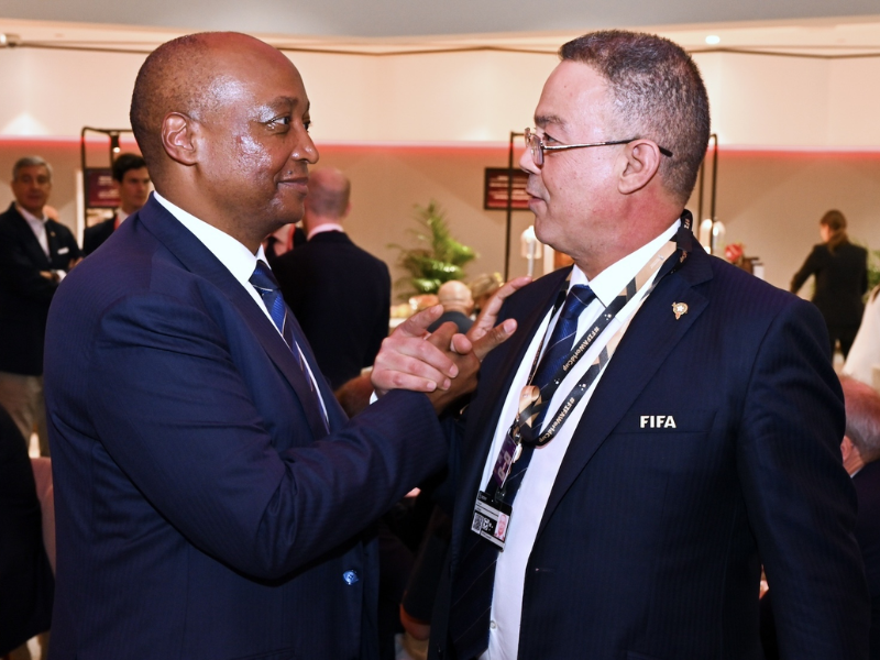 باتريس موتسيبي يلتقي فوزي لقجع لمناقشة تفاصيل نهائي كأس إفريقيا