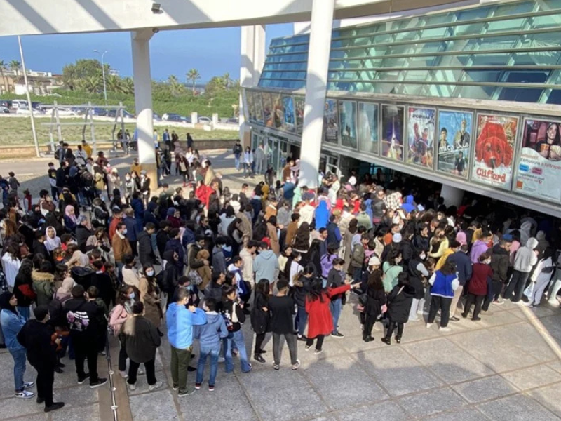 السينما المغربية تحافظ على صدارتها لشباك التذاكر خلال أبريل وسط تنوع في العروض والإقبال