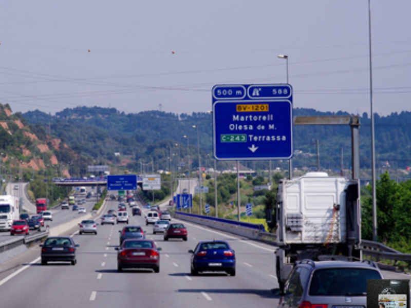 إسبانيا تسهّل معادلة رخص السياقة المغربية لمواجهة نقص يناهز 20 ألف سائق مهني