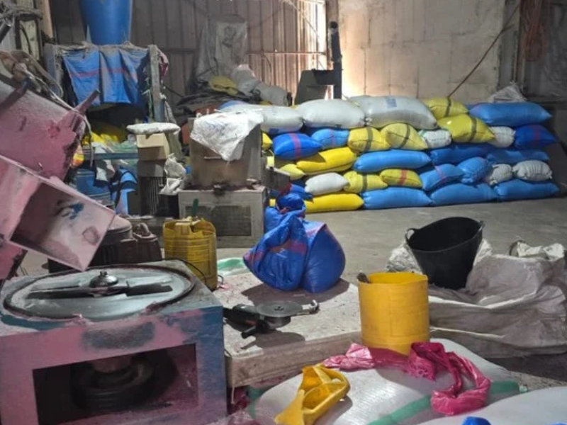 مداهمة مستودعات سرية للأكياس البلاستيكية بإقليم مديونة