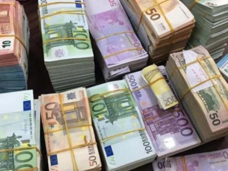 نادية فتاح : تدفقات العملة الصعبة تتجاوز 50 مليار درهم وتعزز ثقة المستثمرين في المغرب