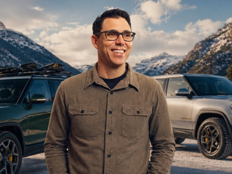 جدل حول تعويضات قياسية في قطاع السيارات الكهربائية: حالة ريفيان