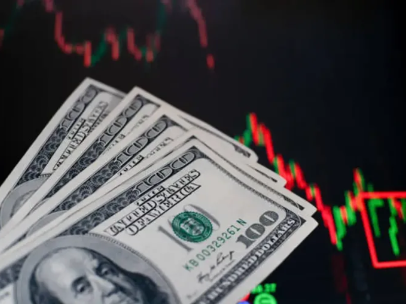 الدولار عند أعلى مستوى في أسبوعين وسط رهانات التشديد النقدي الأمريكي