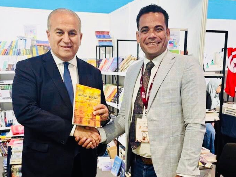 الصحفي والشاعر محمد حميدة يوقع كتاب القاهرة مراكش وديوان معجم الجنة بمعرض الرباط الدولي للكتاب