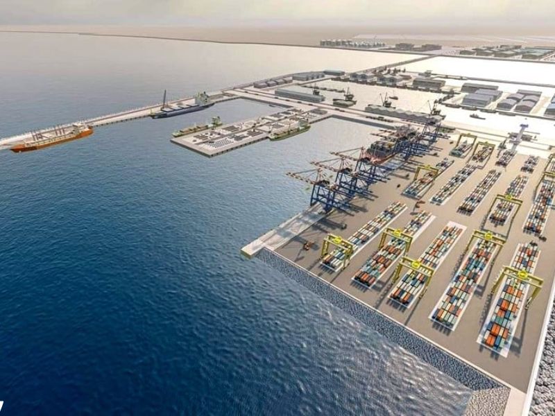 ميناء الداخلة الأطلسي يجذب اهتمام إسبانيا.. وفد رفيع يستكشف فرص التعاون البحري واللوجستي مع المغرب