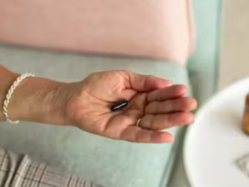 الفحم النشط وصحة الأمعاء: بين الفوائد المؤقتة والمخاطر المحتملة